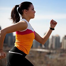 woman running Young woman running